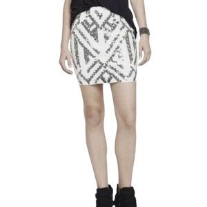 Express‎ Sexy White and Silver Sequin Lined Mini Party Skirt Size M